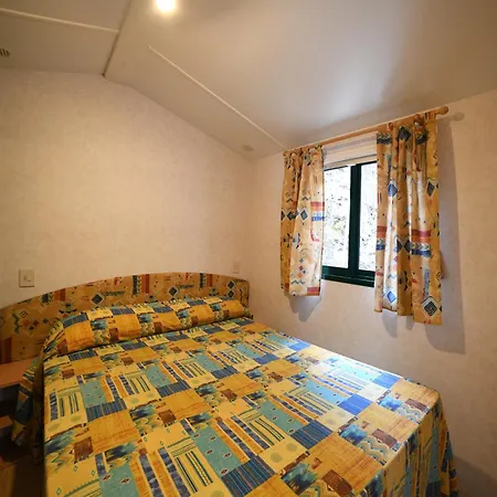 Mobile In Ferienresidenz Mit Pool, Cleaning Included Holiday home *
